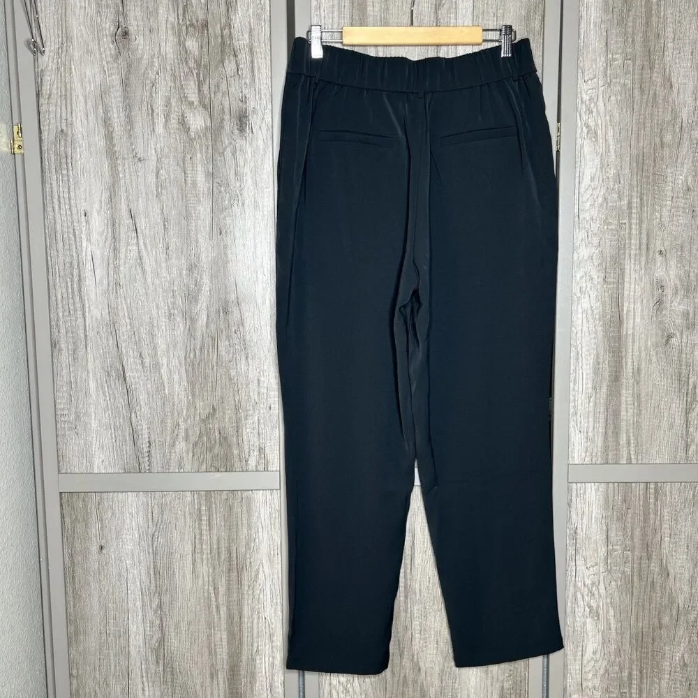 Halara Pants Women Size L Pleated Tapered Leg Black Color NWT